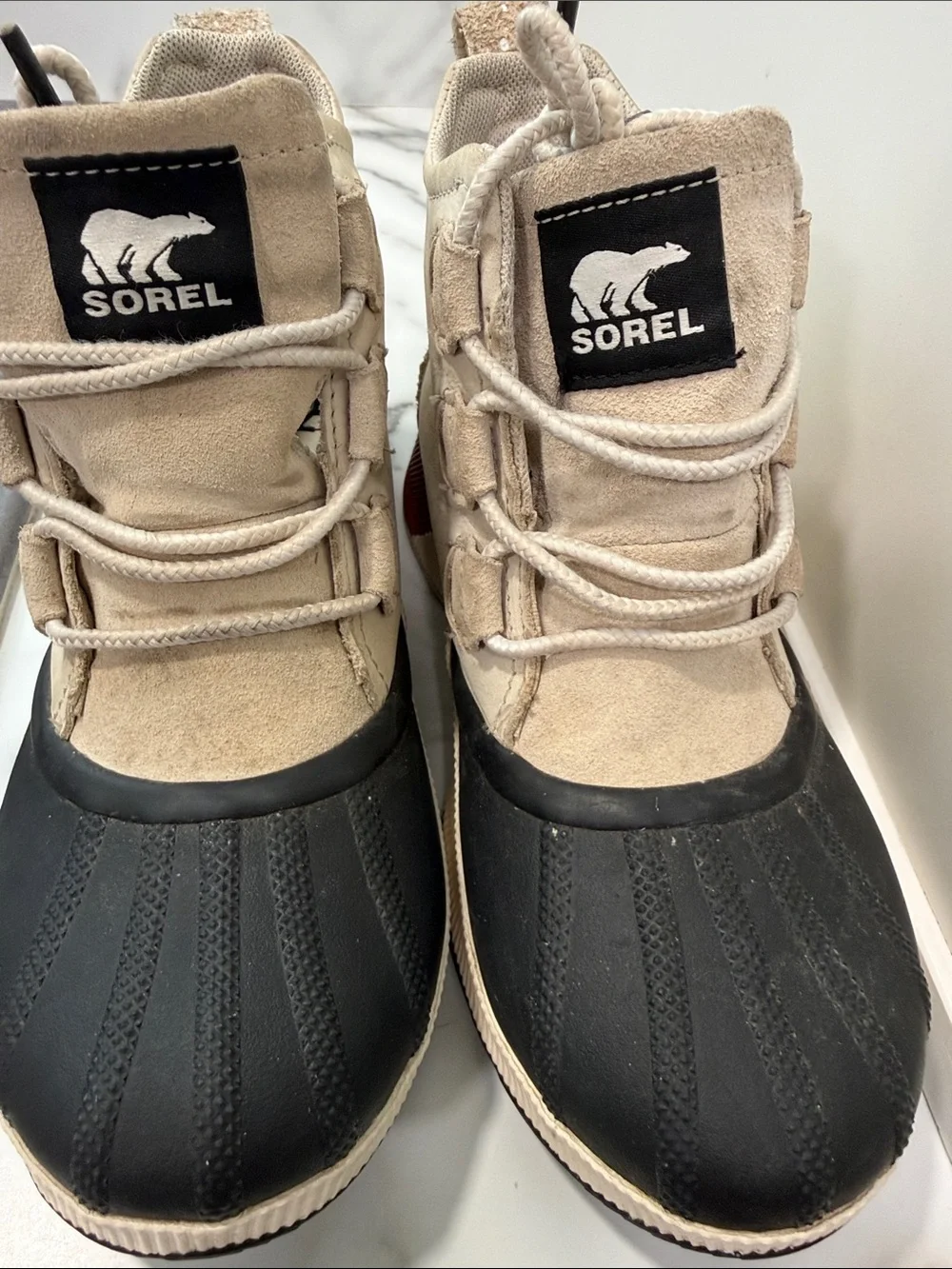 SOREL Out N About III Duck Boot Womens Size 7.5